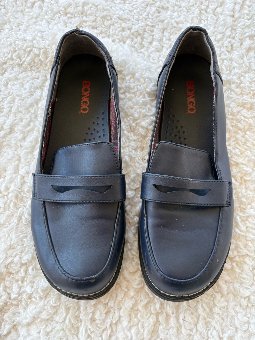 Vintage BONGO Women’s Navy Leather-Look Penny Loafers